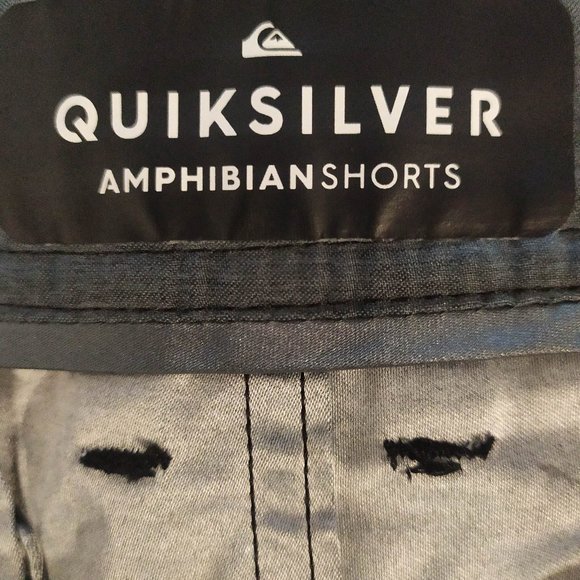 Quiksilver Amphibian Shorts 33 black cargo water dry fast summer board - Picture 12 of 12